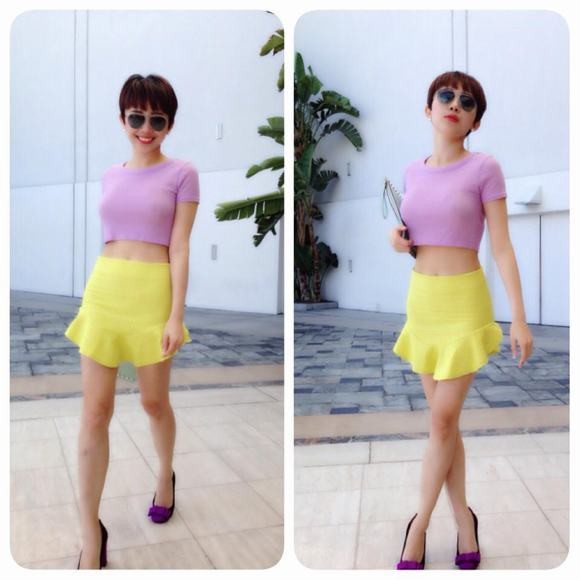 Toc Tien khoe vong eo con kien voi thoi trang crop top-Hinh-10